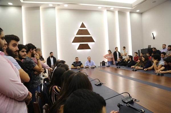سامي الجميل: التأخير الحاصل بالإستشارات غير مقبول والتغيير يبدأ بحكومة حيادية