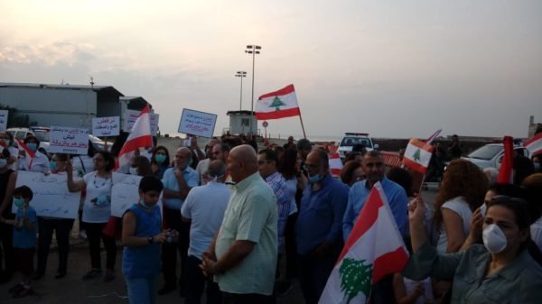 اعتصام عند مدخل مطمر الكوستا برافا في الشويفات للمطالبة باقفاله