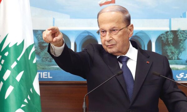 لبنان بين «مُعْجِزة» تُفْرِج عن الحكومة أو «رايحين ع جهنّم»... «كورونا» سدّد «ألفيّته» في مرمى الإرباك الرسمي 1 لبنان بين «مُعْجِزة» تُفْرِج عن الحكومة أو «رايحين ع جهنّم»... «كورونا» سدّد «ألفيّته» في مرمى الإرباك الرسمي