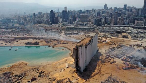 الجيش: إستكمال أعمال المسح في المنطقة المتضرّرة جراء انفجار مرفأ بيروت 1 الجيش: إستكمال أعمال المسح في المنطقة المتضرّرة جراء انفجار مرفأ بيروت