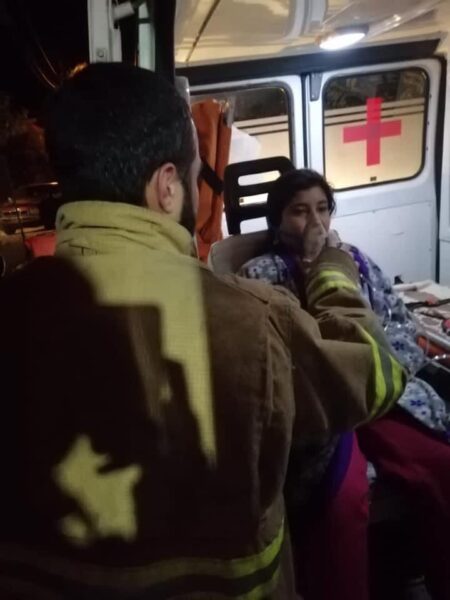 بالصور: حريق شقة في شكا واسعاف طفلة محلياً