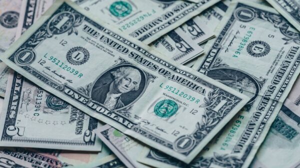 سعر الدولار الحقيقي 5000 ليرة لبنانية؟ 1 سعر الدولار الحقيقي 5000 ليرة لبنانية؟
