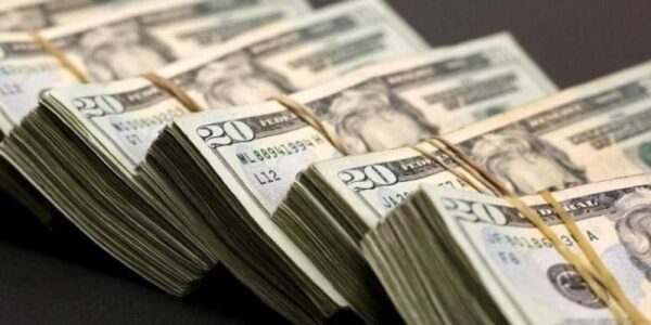 خبير اقتصادي: هذا سبب ارتفاع سعر الدولار المستمر 1 خبير اقتصادي: هذا سبب ارتفاع سعر الدولار المستمر