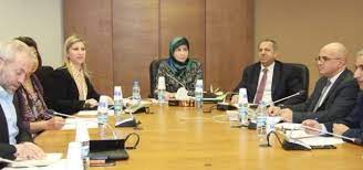 لجنة المرأة والطفل ناقشت التعديلات على اقتراح قانون حماية الأحداث 1 لجنة المرأة والطفل ناقشت التعديلات على اقتراح قانون حماية الأحداث