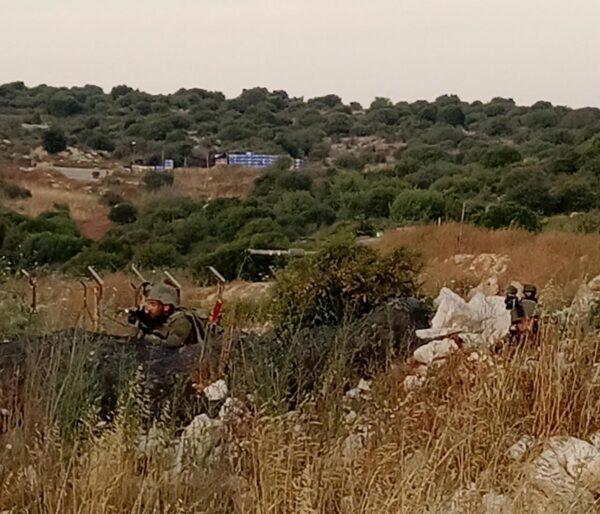 عناصر من قوات العدو تخطوا السياج التقني في ميس الجبل وقاموا بكشف ومسح للمنطقة 1 عناصر من قوات العدو تخطوا السياج التقني في ميس الجبل وقاموا بكشف ومسح للمنطقة