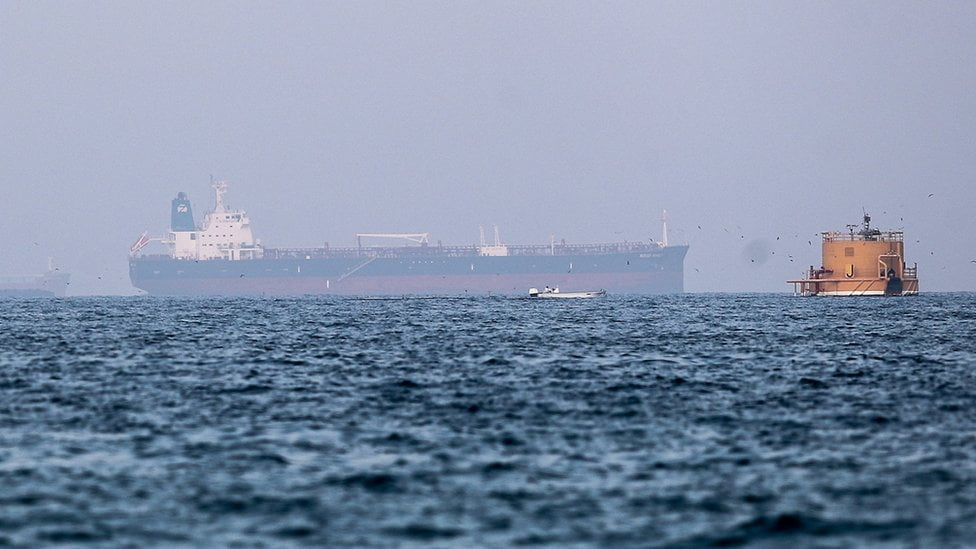 الناقلة الإسرئيلية: وزير الخارجية الإسرائيلي يعلن مسؤولية قائدين عسكريين إيرانيين عن الهجوم قبالة ساحل عمان