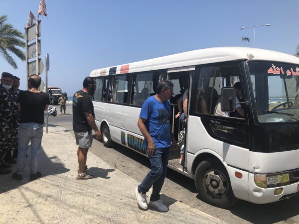 انطلاق عدد من الباصات من صور للمشاركة في إحياء ذكرى انفجار المرفأ