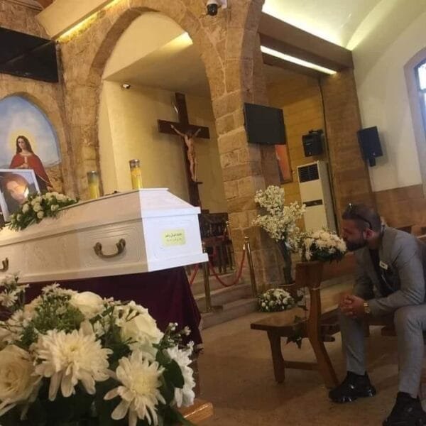 بالفيديو: البوشرية تودّع الصبيّة تاتيانا واكيم ضحية الرصاص الطائش