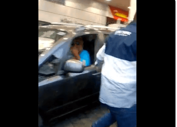 فيديو: لبناني تنكر بمظهر إمرأة للحصول على الوقود 1 فيديو: لبناني تنكر بمظهر إمرأة للحصول على الوقود