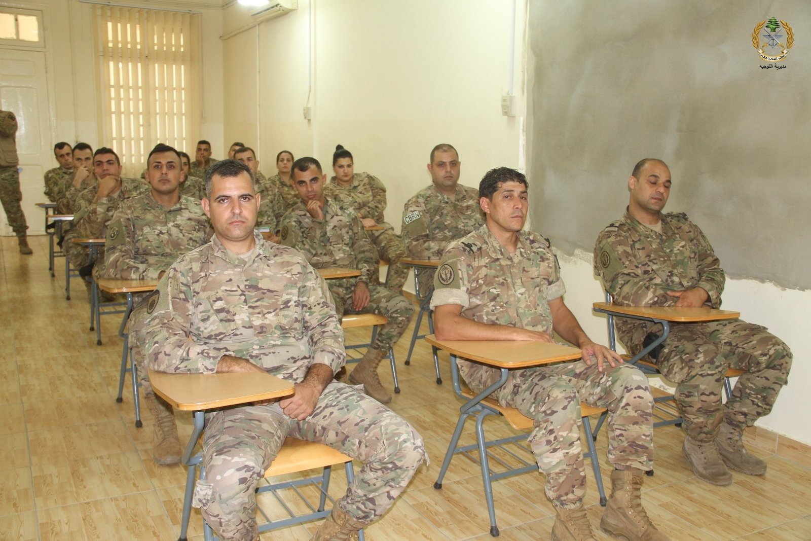بالصور: حفل تخريج وتوزيع شهادات على عسكريين 2 بالصور: حفل تخريج وتوزيع شهادات على عسكريين
