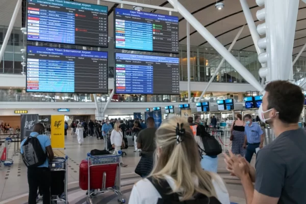 طبيب يكشف كيفية تقوية مناعة الجسم ضد "أوميكرون" عشرة أضعاف 1 طبيب يكشف كيفية تقوية مناعة الجسم ضد "أوميكرون" عشرة أضعاف