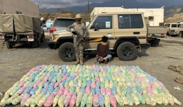 القبض على 120 متهما في محاولة تهريب مواد مخدرة إلى السعودية 1 القبض على 120 متهما في محاولة تهريب مواد مخدرة إلى السعودية