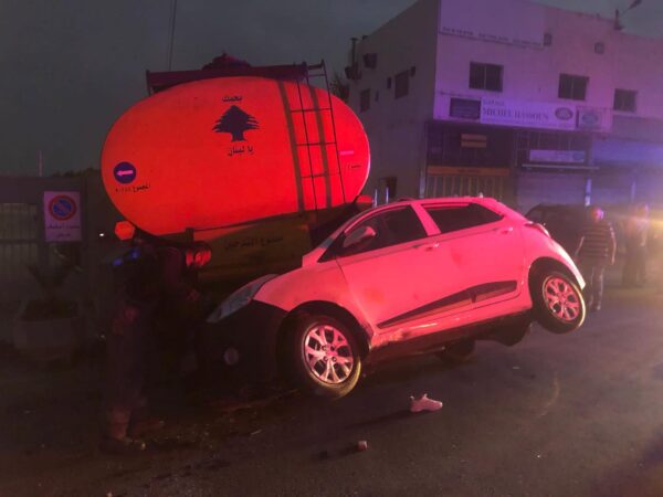 بالصور: 4 جرحى جراء حادث سير مروع في ذوق مكايل 1 بالصور: 4 جرحى جراء حادث سير مروع في ذوق مكايل