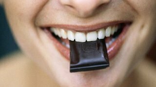 هل الشوكولاته الداكنة بالفعل مفيدة لصحتنا؟
