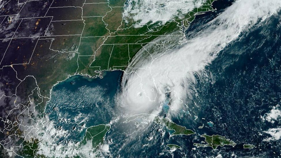 إعصار إيان يقطع الكهرباء عن أكثر من مليوني منزل ومؤسسة في فلوريدا