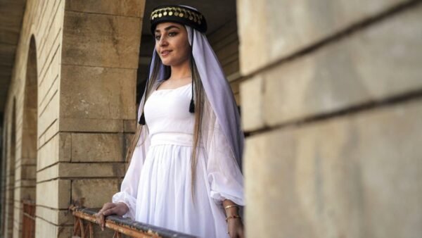 معبد لالش يستقبل الحجاج الإيزيديين في عيد الجماعية - بالصور 1 معبد لالش يستقبل الحجاج الإيزيديين في عيد الجماعية بالصور