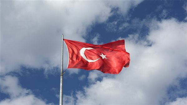 أردوغان يهدد بضرب اليونان بالطائرات الحربية