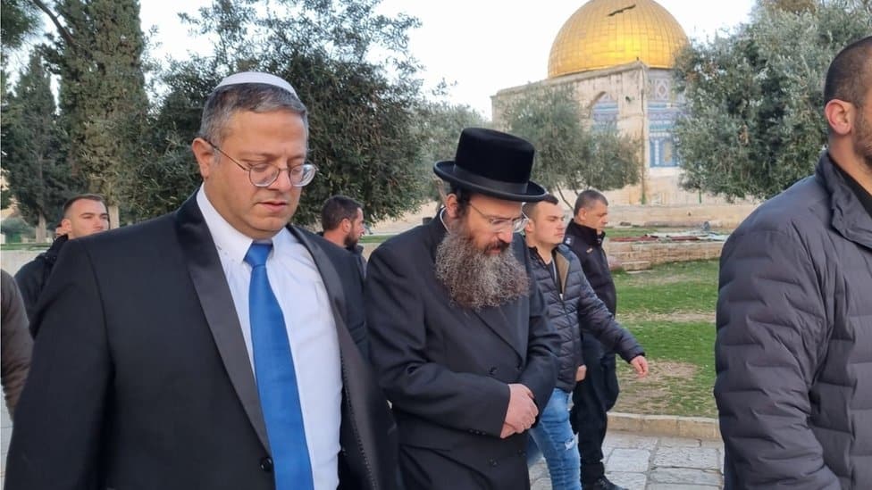 إيتمار بن غفير يزور مجمع المسجد الأقصى والفلسطينيون يعتبرونها خطوة استفزازية