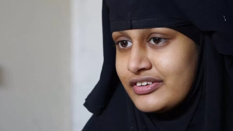 ما الذي يعنيه نزع الجنسية من شخص ما؟