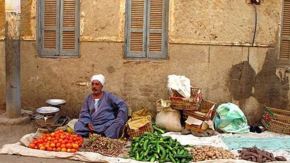 الإفتاء المصرية: جدل شعبي بعد دعوات الإفتاء للتقشف والصبر
