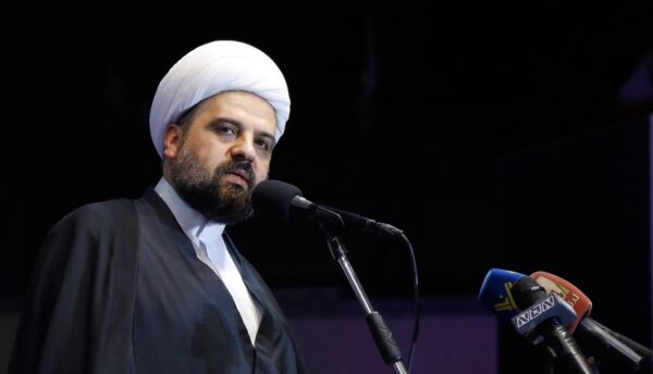 المفتي قبلان للمعطلين: لن نستبدل مال الكون كله ببندقية مقاوم.. هل المطلوب تطويب لبنان كمزرعة موز لواشنطن؟ 1 المفتي قبلان للمعطلين: لن نستبدل مال الكون كله ببندقية مقاوم.. هل المطلوب تطويب لبنان كمزرعة موز لواشنطن؟