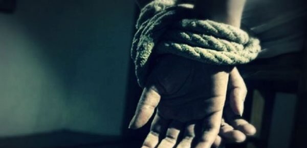 توتر في برمانا بعد خطف معلمة ورميها قرب الأوزاعي.. إليكم التفاصيل