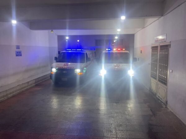 4 ⁧‫جرحى‬⁩ نتيجة ⁧‫حادث‬⁩ سير بين دراجتين ناريتين على ⁧‫طريق‬⁩ البص - ⁧‫صور‬⁩