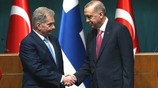 روسيا وأوكرانيا: فنلندا تنضم إلى حلف شمال الأطلسي يوم الثلاثاء