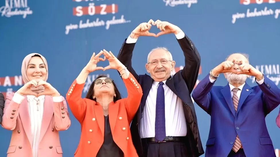 الانتخابات التركية 2023: كيليجدار أوغلو، منافس أردوغان، يعد بالسلام والديمقراطية