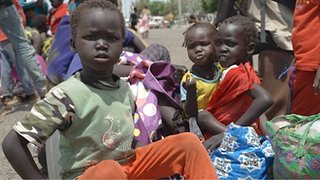 اشتباكات السودان: لاجئون إريتريون عالقون بين أزمتين
