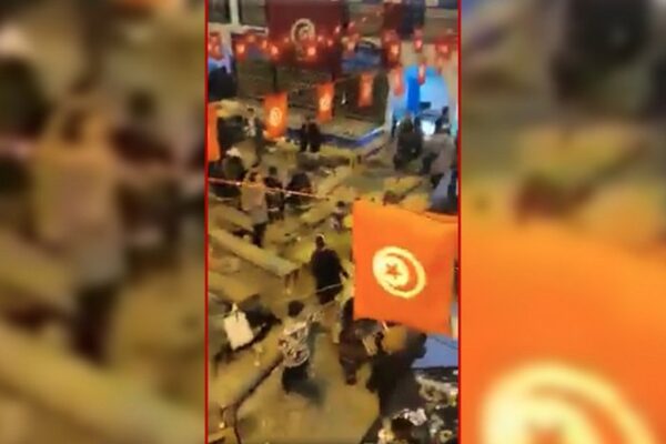وسائل إعلام تونسية: عملية تبادل إطلاق نار جارية بميناء جربة بعد العثور على عون أمن مقتولا وسلاحه مفقود