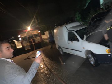 بالصور: حريق سيارة في مجدل عنجر