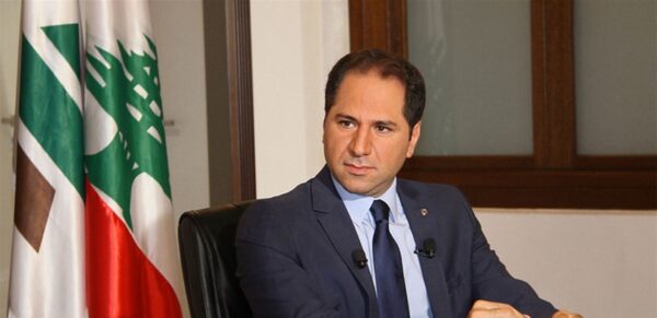 الجميل تخوف من تفكك المعارضة: الحزب مسؤول عن الشغور الرئاسي بسبب استخدامه منطق الاستقواء 1 الجميل تخوف من تفكك المعارضة: الحزب مسؤول عن الشغور الرئاسي بسبب استخدامه منطق الاستقواء