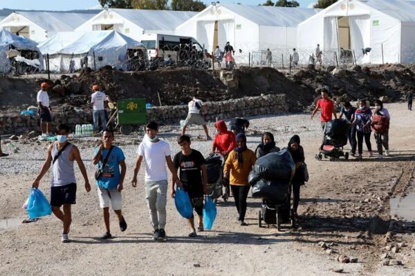900 ألف نازح غير مسجّل يتلقّون 270 مليون دولار شهرياً 1 900 ألف نازح غير مسجّل يتلقّون 270 مليون دولار شهرياً