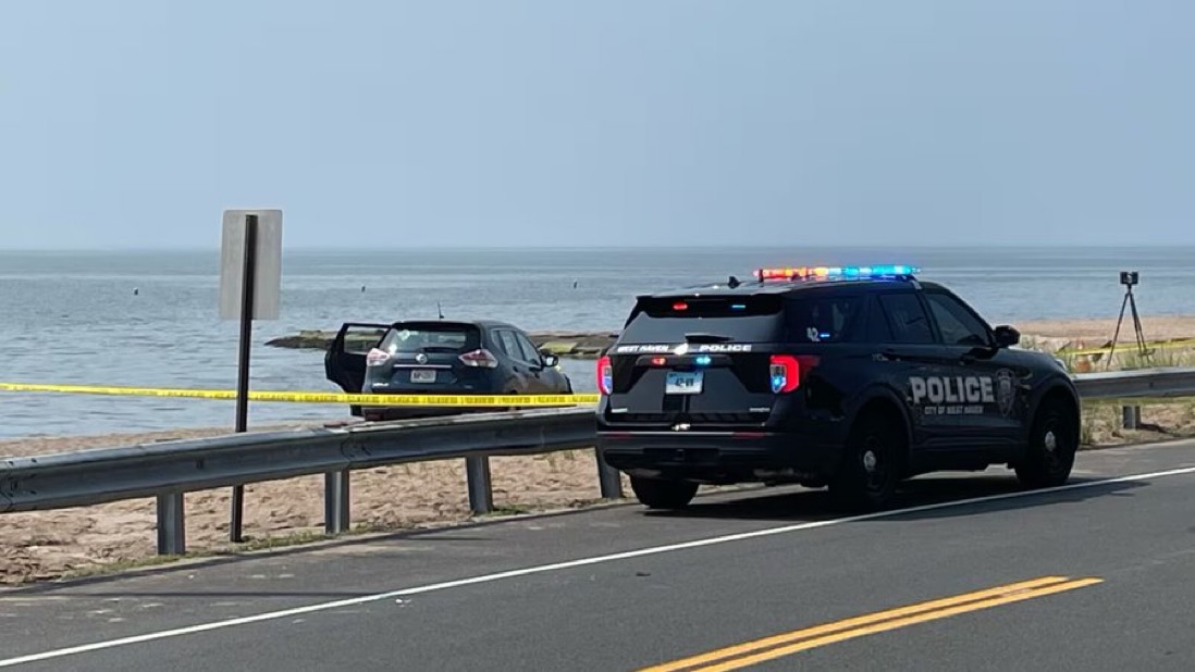 Father tried to drown his 2 children while at beach In West Haven ...