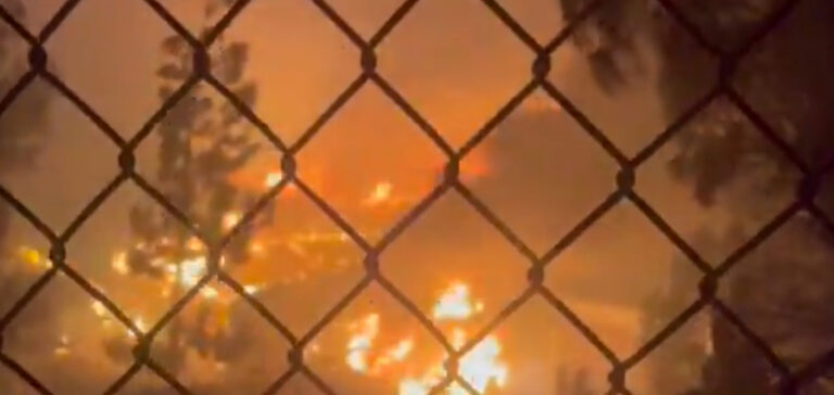 VIDEO: Fire engulfs Palisades Charter High School in Pacific Palisades ...