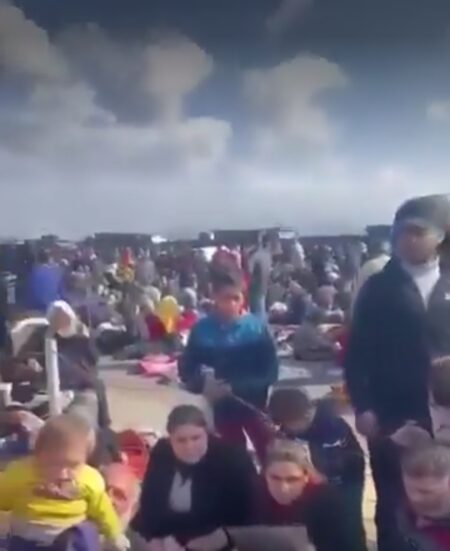 بالفيديو: عائلات علوية تطلب حماية دولية 1 عائلات علوية