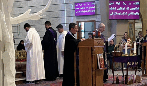 رتبة القنديل في كنيسة مار يوسف زغرتا.. الاب باسيل: العدل لا يكتفي بذاته بل يقترن بالرحمة 1 كنيسة مار يوسف زغرتا