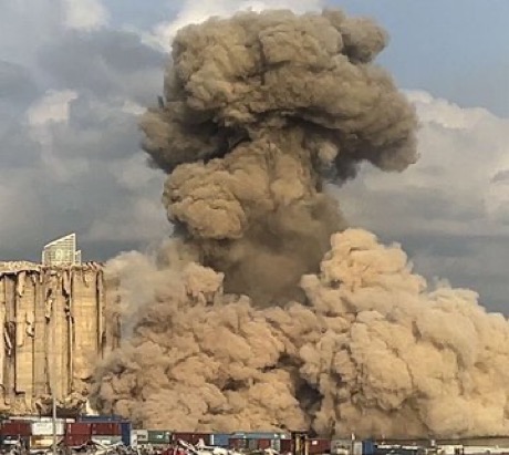VIDEO: Footage of the initial explosion in Bandar Abbas 1 VIDEO: Footage of the initial explosion in Bandar Abbas