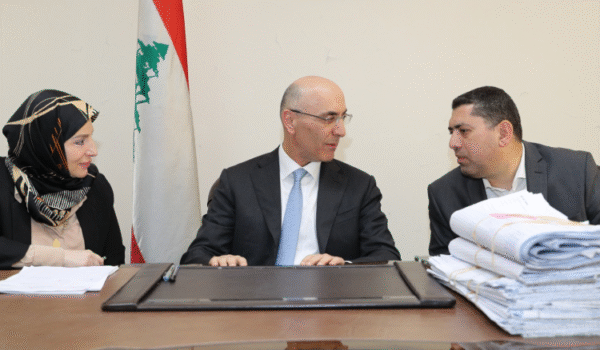 نهار انتخابي ناري في جبل لبنان.. الحجار يتسلّم النتائج ويُطلق ورشة تقييم كبرى! 1 نهار انتخابي ناري في جبل لبنان.. الحجار يتسلّم النتائج ويُطلق ورشة تقييم كبرى!