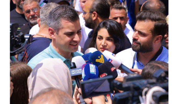 النائب طوني فرنجيه: العملية الديمقراطية ناجحة ونسبة المشاركة كبيرة، والتحدي الأساسي يبدأ من الغد 1 طوني فرنجيه