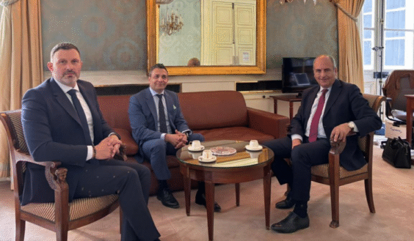 بو عاصي من باريس: لترسيم الحدود وضبط السلاح وعودة السوريين غير الشرعيين 1 بو عاصي