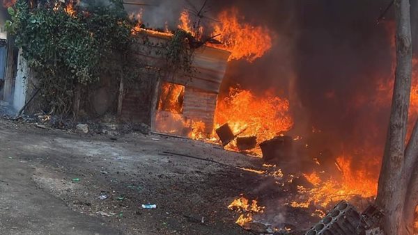 انفجار قارورة غاز يشعل حريقاً هائلاً في حاروف ودوّي الانفجار يثير الهلع 1 حاروف
