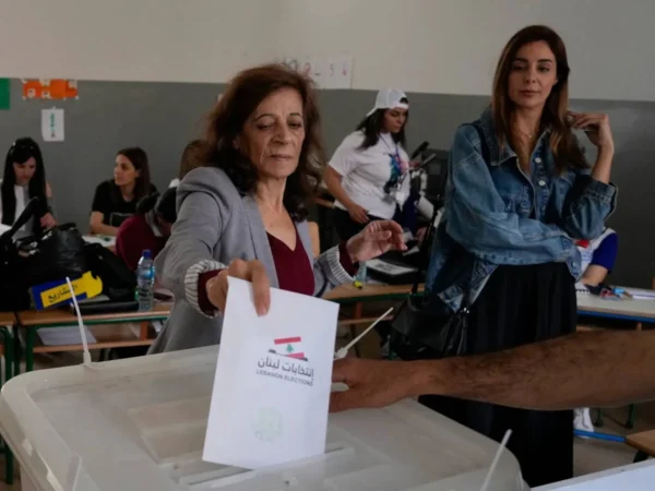 نساء البترون يترشحن للانتخابات البلدية: 10 مرشحات بفضل تعديل قانوني يسمح للمتزوجات بالترشح في مسقط رأسهن 1 نساء البترون يترشحن للانتخابات البلدية: 10 مرشحات بفضل تعديل قانوني يسمح للمتزوجات بالترشح في مسقط رأسهن