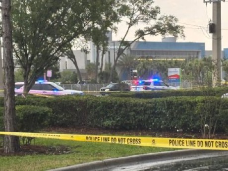 BREAKING: 2 employees shot at Walgreens in Port Orange, Florida 1 BREAKING: 2 employees shot at Walgreens in Port Orange, Florida