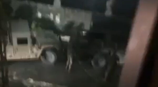 بالفيديو: توتر في بلدة معروب بعد خرق لائحة “التنمية والوفاء” في الانتخابات البلدية 1 بالفيديو: توتر في بلدة معروب بعد خرق لائحة “التنمية والوفاء” في الانتخابات البلدية