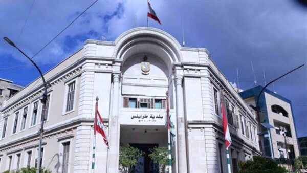 بلدية طرابلس في صدد إزالة غرفة كهرباء مخالفة في أبي سمراء وتؤكد استمرار حملة إزالة التعديات 1 بلدية طرابلس في صدد إزالة غرفة كهرباء مخالفة في أبي سمراء وتؤكد استمرار حملة إزالة التعديات