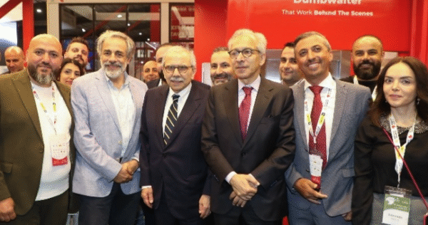 سلام يفتتح معرض بروجكت لبنان 2025 ويؤكد: إعادة الإعمار تبدأ من هنا 1 سلام يفتتح معرض بروجكت لبنان 2025 ويؤكد: إعادة الإعمار تبدأ من هنا
