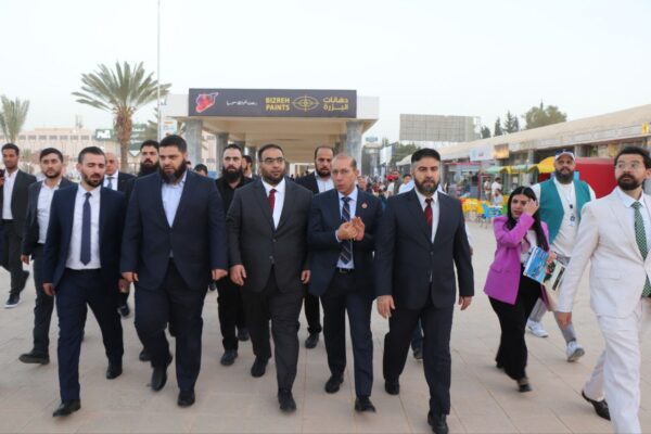 500 شركة أجنبية تتسابق على سوريا.. فأين موقع لبنان؟ 1 500 شركة أجنبية تتسابق على سوريا.. فأين موقع لبنان؟