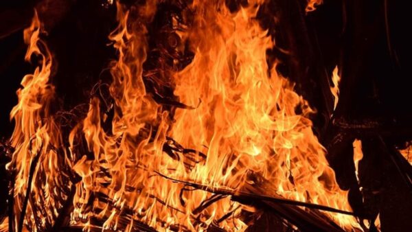 انفجار ذخائر يتسبب بحريق في القليعة خلال عملية تفجير للجيش اللبناني 1 الجيش اللبناني